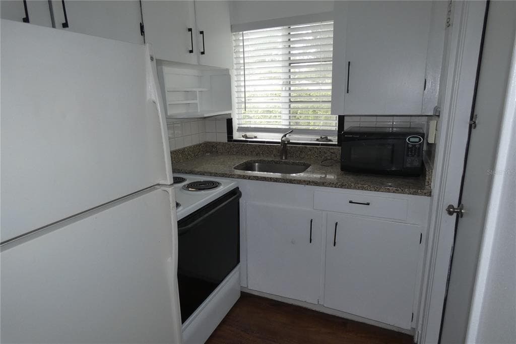2567 15TH AVENUE N # 2, ST PETERSBURG, FL 33713 — zdjęcie 4