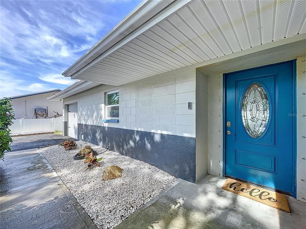 7960 2ND STREET N, ST PETERSBURG, FL 33702 — zdjęcie 2