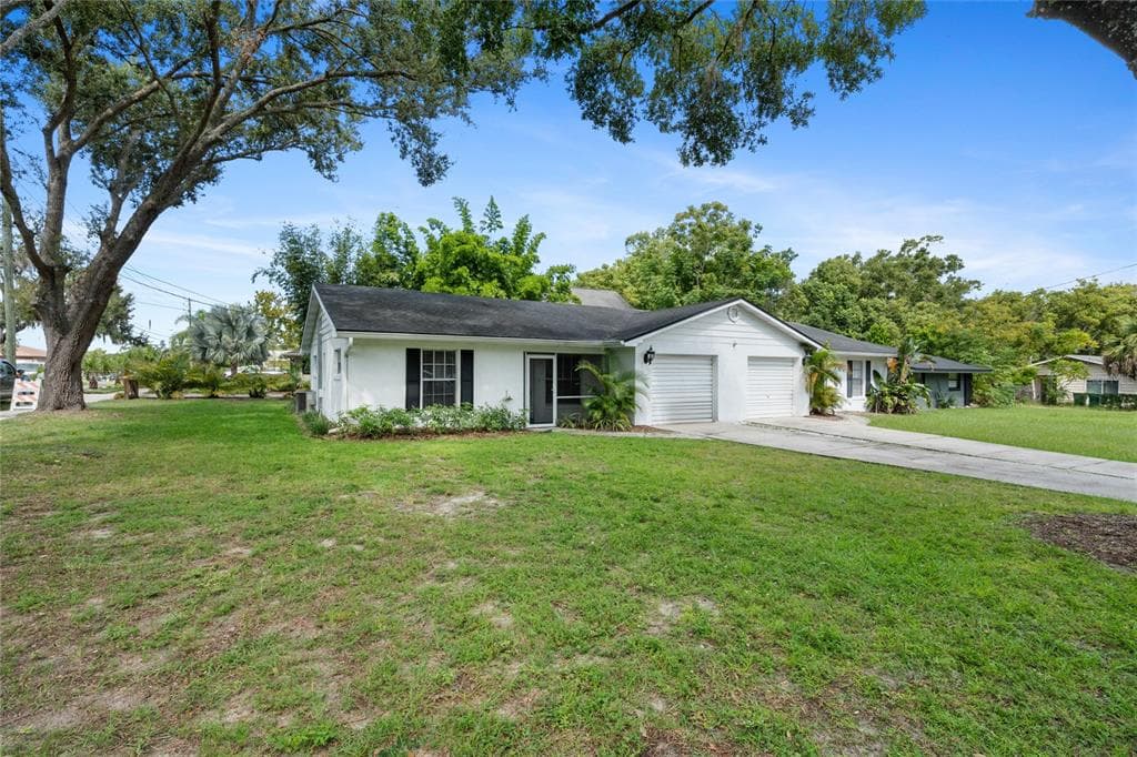 125 N RHODES STREET, MOUNT DORA, FL 32757 — zdjęcie 2