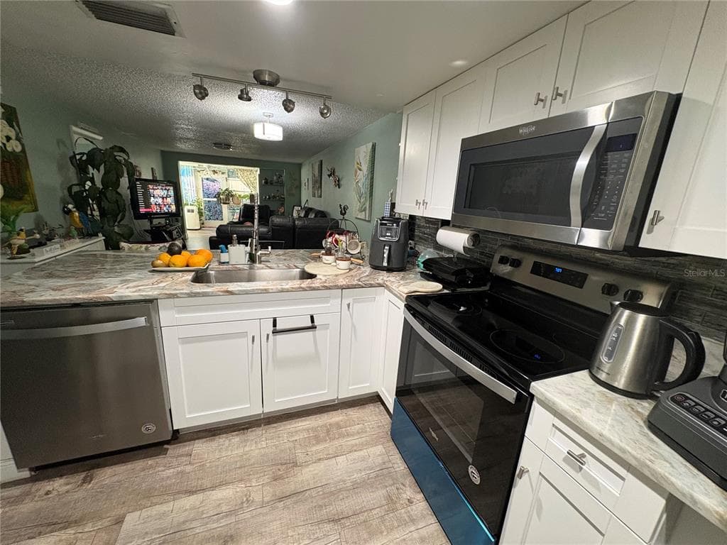 4247 SHELDON PLACE # 1, NEW PORT RICHEY, FL 34652 — zdjęcie 5