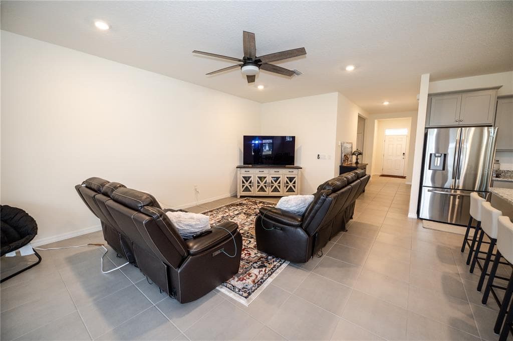 13324 WATERLEAF GARDEN CIRCLE, RIVERVIEW, FL 33579 — zdjęcie 5