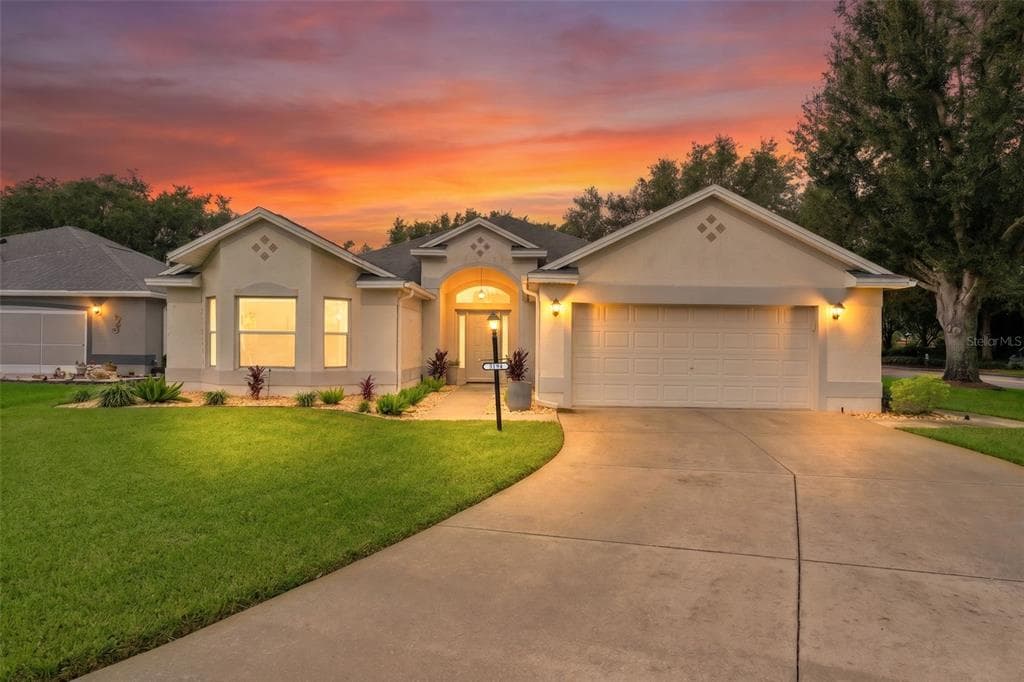3194 KEARNS CORNER, THE VILLAGES, FL 32162