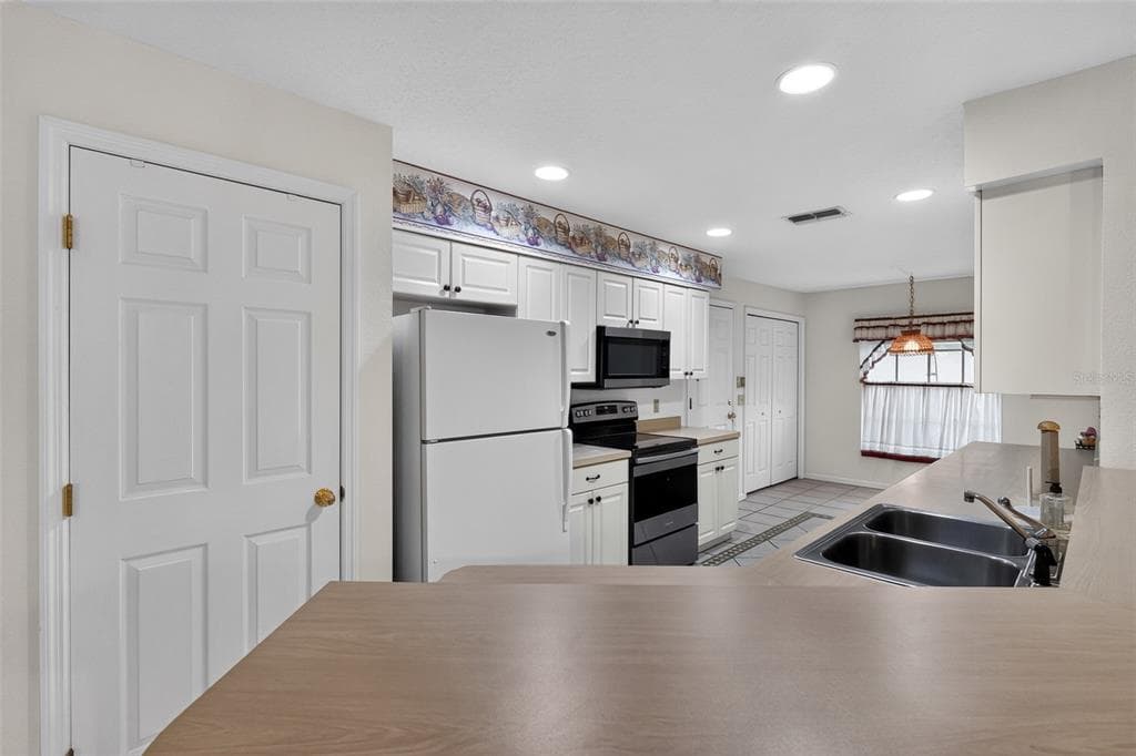 110 MORNING GLORY CIRCLE, WINTER HAVEN, FL 33884 — zdjęcie 2