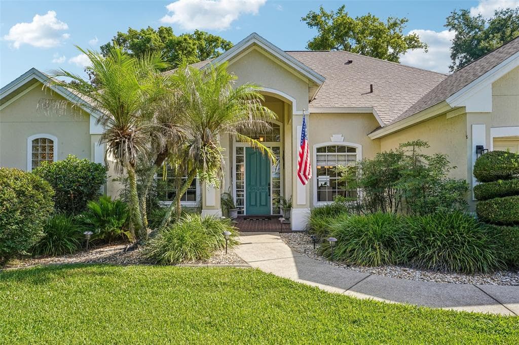 19323 PARK PLACE BOULEVARD, EUSTIS, FL 32736