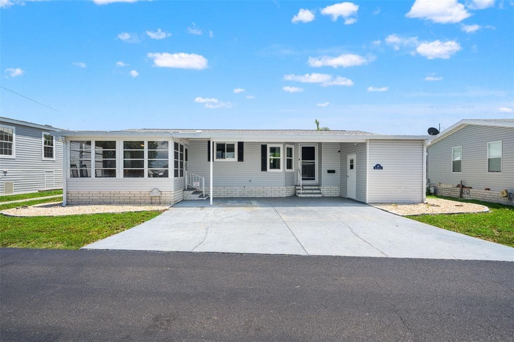 116 MOUNT ISLE AVENUE NE # 116, ST PETERSBURG, FL 33702 — zdjęcie 2