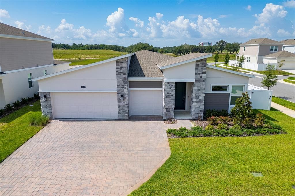 1744 RIDER RAIN LANE, APOPKA, FL 32703