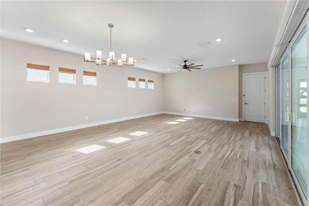 8249 IVY STARK BOULEVARD, WESLEY CHAPEL, FL 33545 — zdjęcie 5