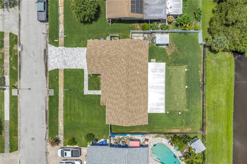 5812 16TH LANE NE, ST PETERSBURG, FL 33703 — zdjęcie 3