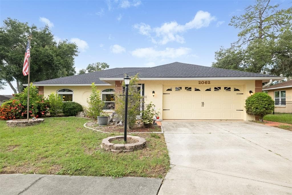 2062 OLD ARBOR COURT, SARASOTA, FL 34232