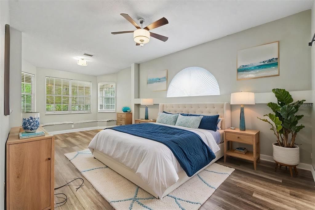 10551 CASEY DRIVE, NEW PORT RICHEY, FL 34654 — zdjęcie 4