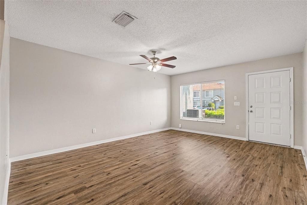 2125 FLUORSHIRE DRIVE, BRANDON, FL 33511 — zdjęcie 3