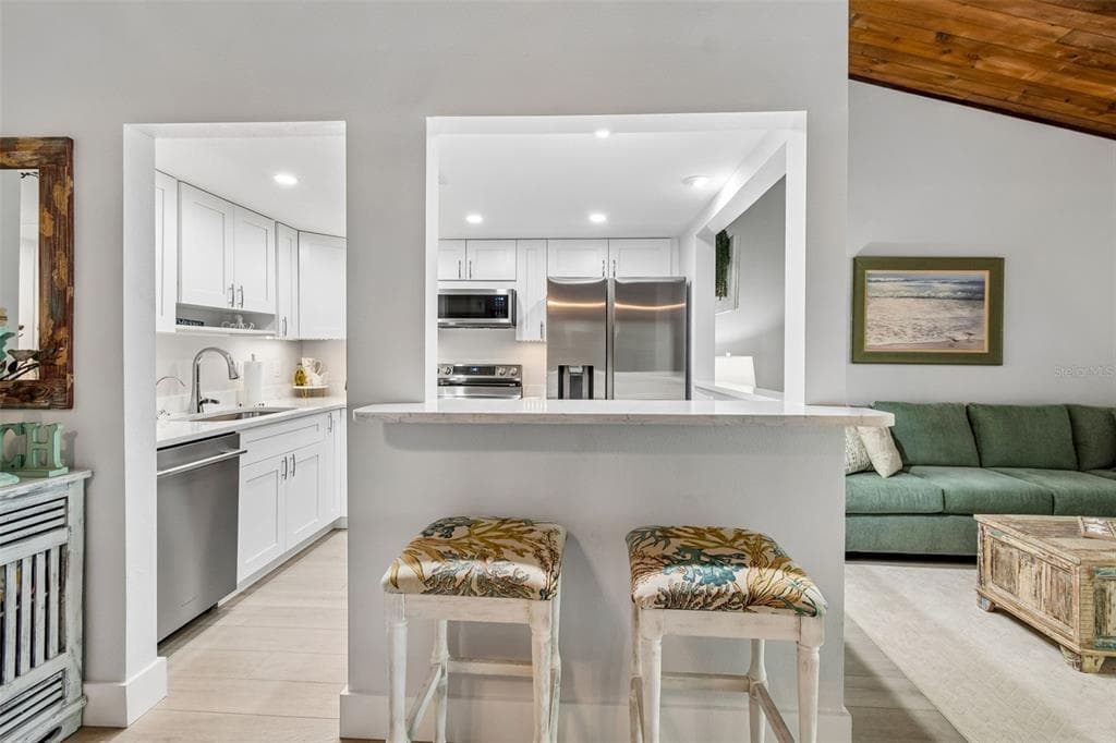 505 PLAZA SEVILLE COURT # 12, TREASURE ISLAND, FL 33706 — zdjęcie 5
