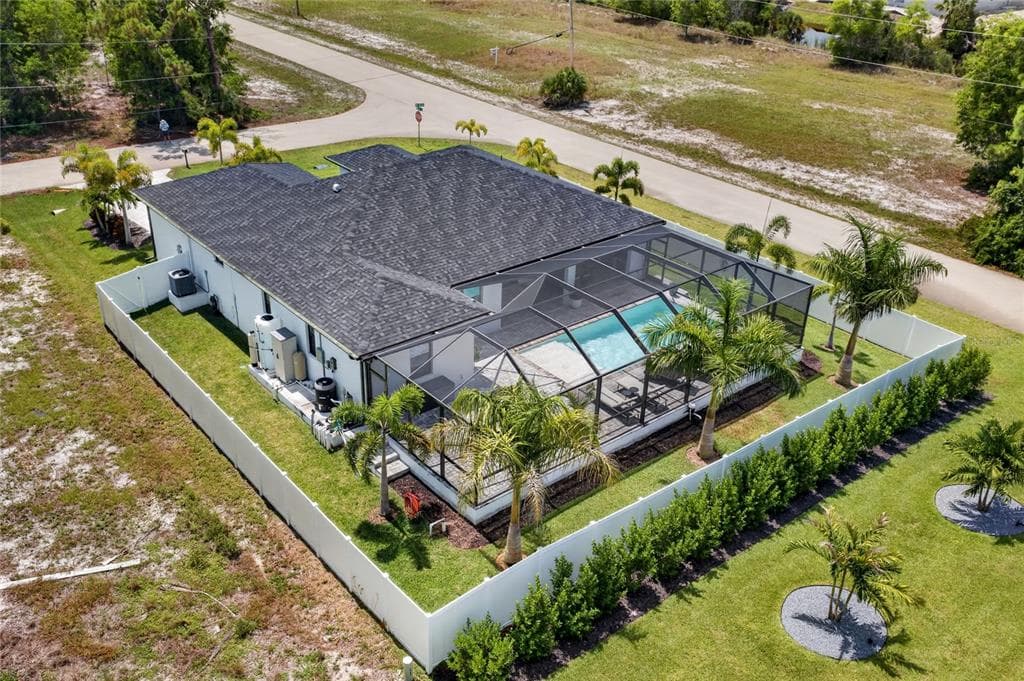 4700 NW 38TH AVENUE, CAPE CORAL, FL 33993 — zdjęcie 2