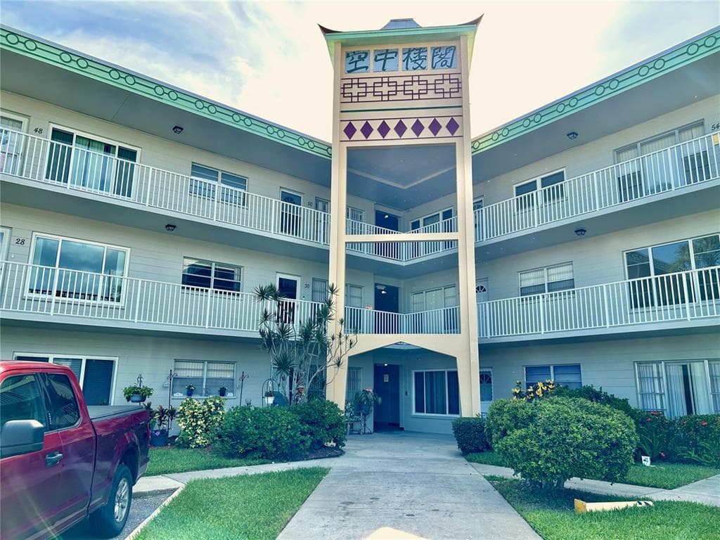 2070 WORLD PARKWAY BOULEVARD # 36, CLEARWATER, FL 33763