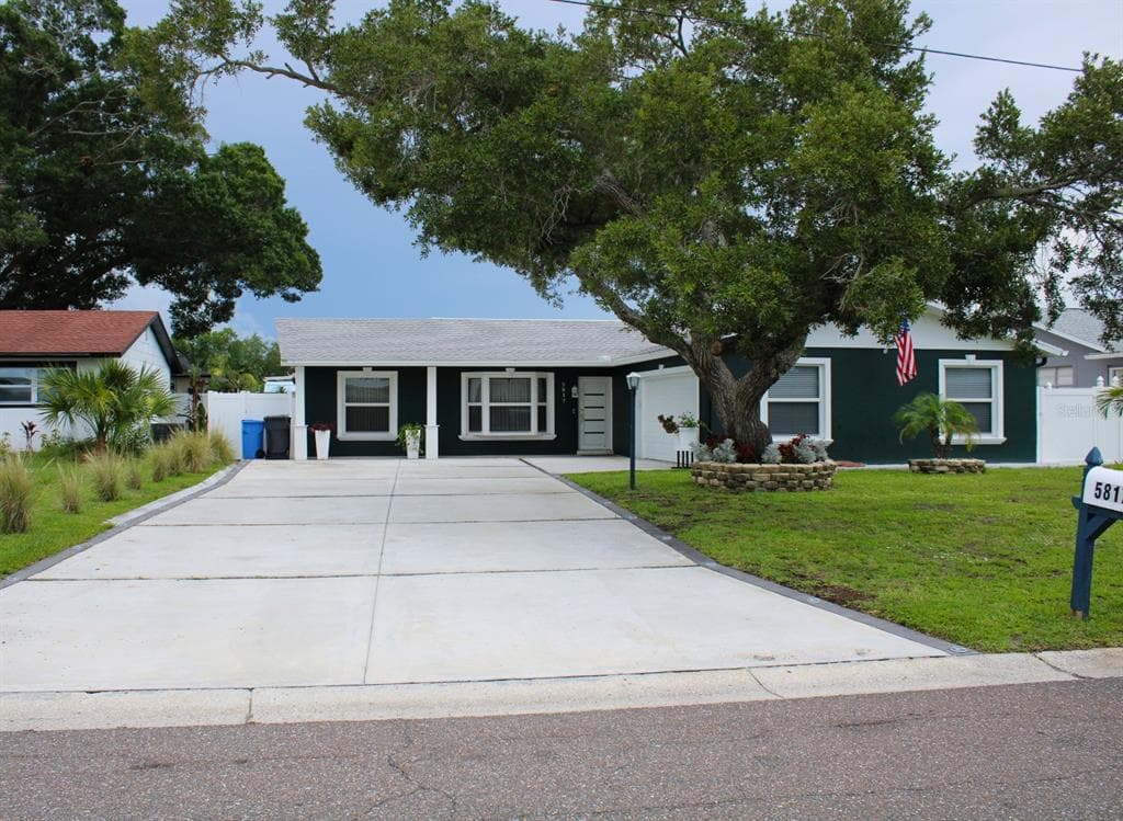 5817 TAMPA SHORES BOULEVARD, TAMPA, FL 33615
