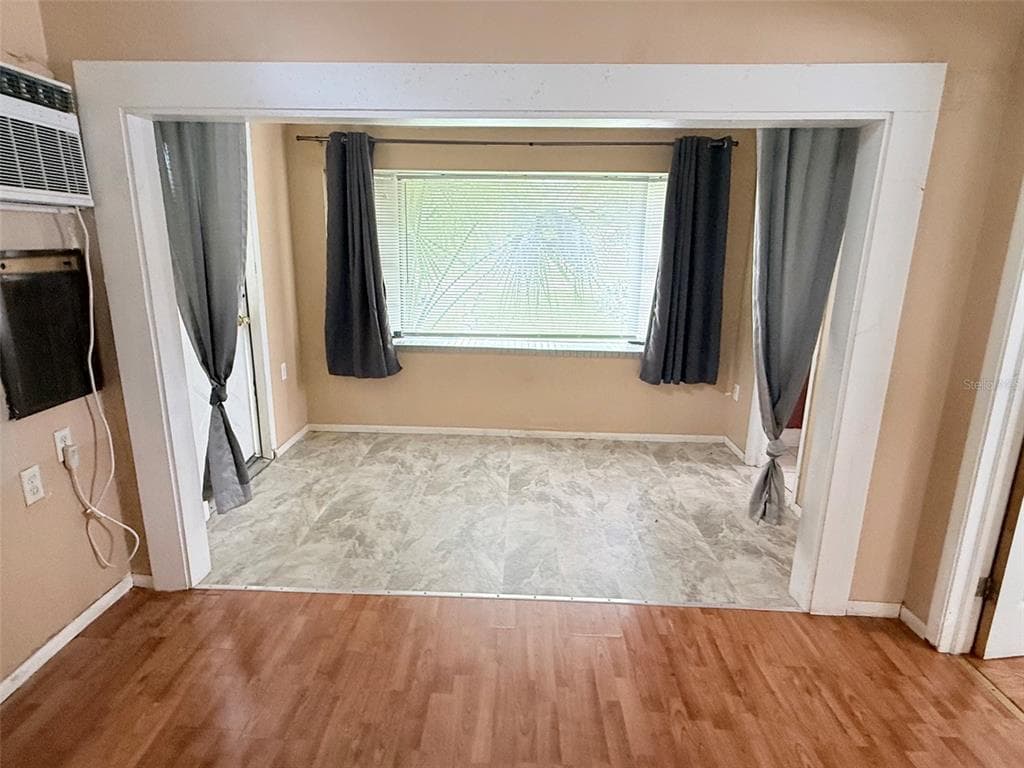 1661 27TH AVENUE N, ST PETERSBURG, FL 33713 — zdjęcie 3