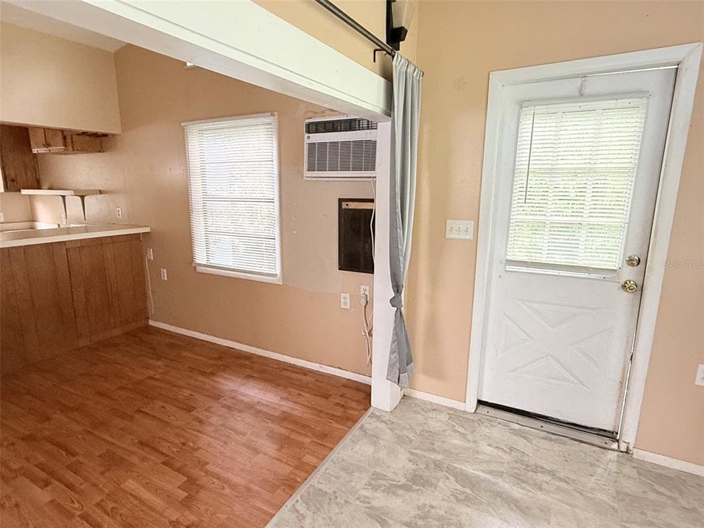 1661 27TH AVENUE N, ST PETERSBURG, FL 33713 — zdjęcie 5