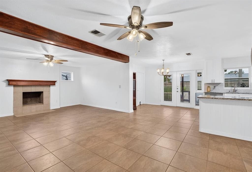 5010 STOLLS AVENUE, TAMPA, FL 33615 — zdjęcie 3