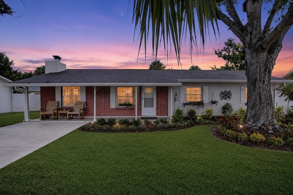5010 STOLLS AVENUE, TAMPA, FL 33615