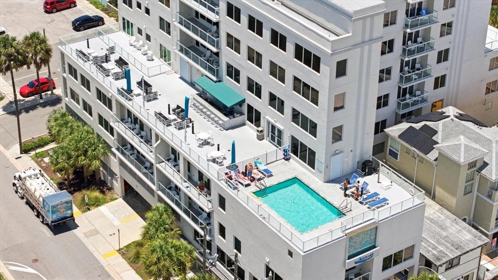 24 AVALON STREET # 405, CLEARWATER BEACH, FL 33767 — zdjęcie 2