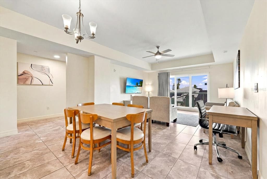 24 AVALON STREET # 405, CLEARWATER BEACH, FL 33767 — zdjęcie 4