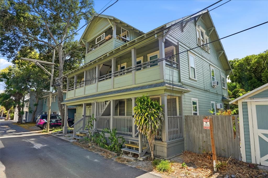 725 8TH STREET N, ST PETERSBURG, FL 33701 — zdjęcie 2