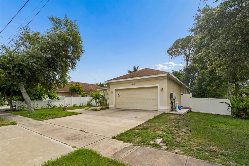 8040 57TH STREET N, PINELLAS PARK, FL 33781 — zdjęcie 2