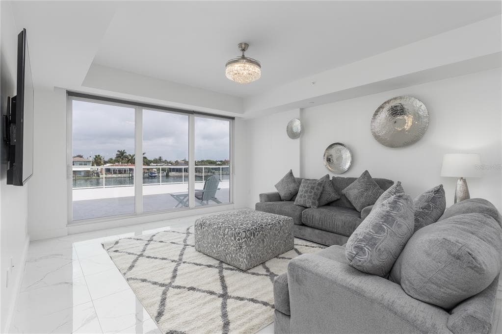 415 ISLAND WAY # 207, CLEARWATER BEACH, FL 33767 — zdjęcie 3