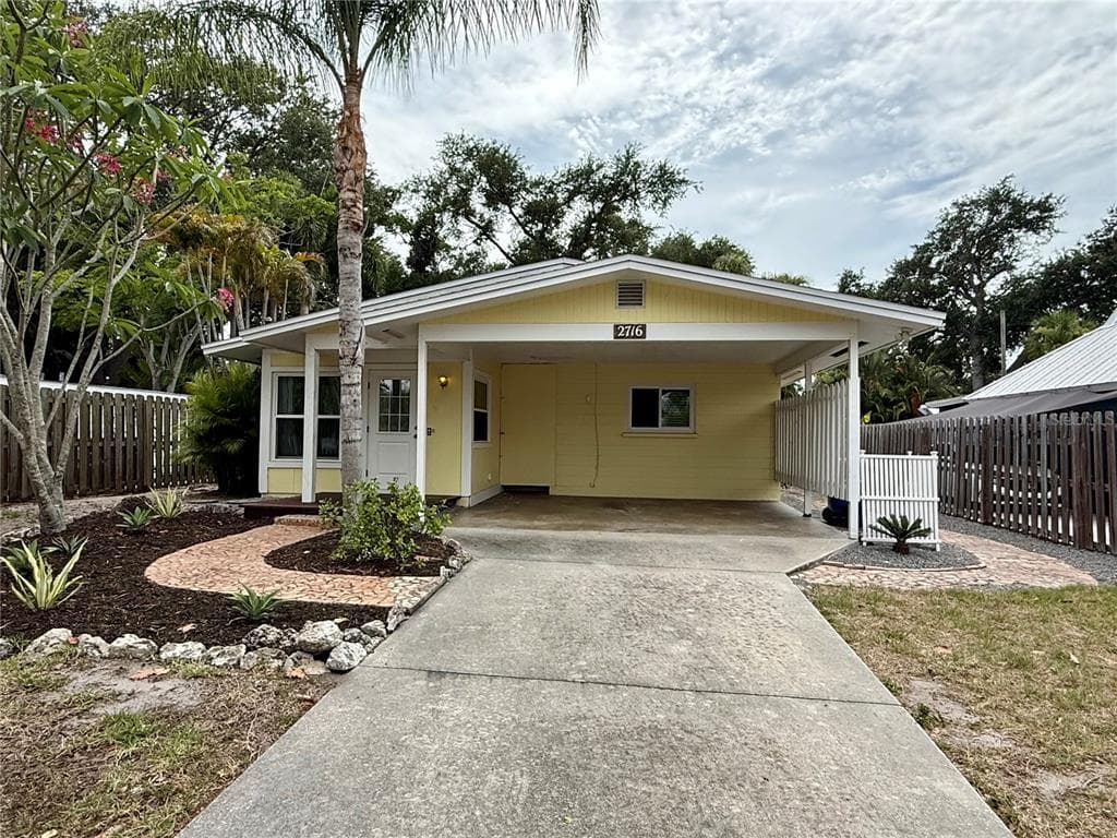 2716 BLOSSOM DRIVE, SARASOTA, FL 34239