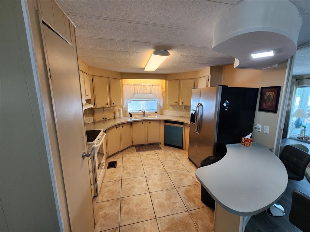 808 53RD AVENUE E # 223, BRADENTON, FL 34203 — zdjęcie 4