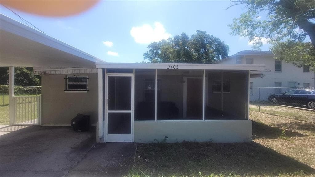 3403 TEMPLE STREET, TAMPA, FL 33619 — zdjęcie 2