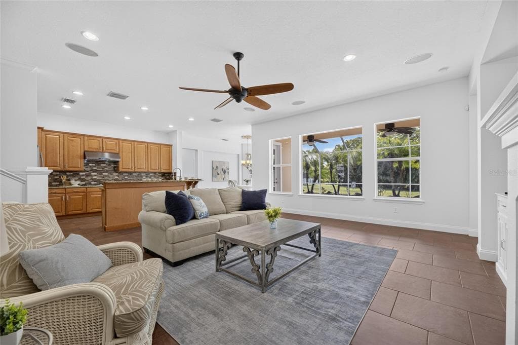 824 ISLEBAY DRIVE, APOLLO BEACH, FL 33572 — zdjęcie 4