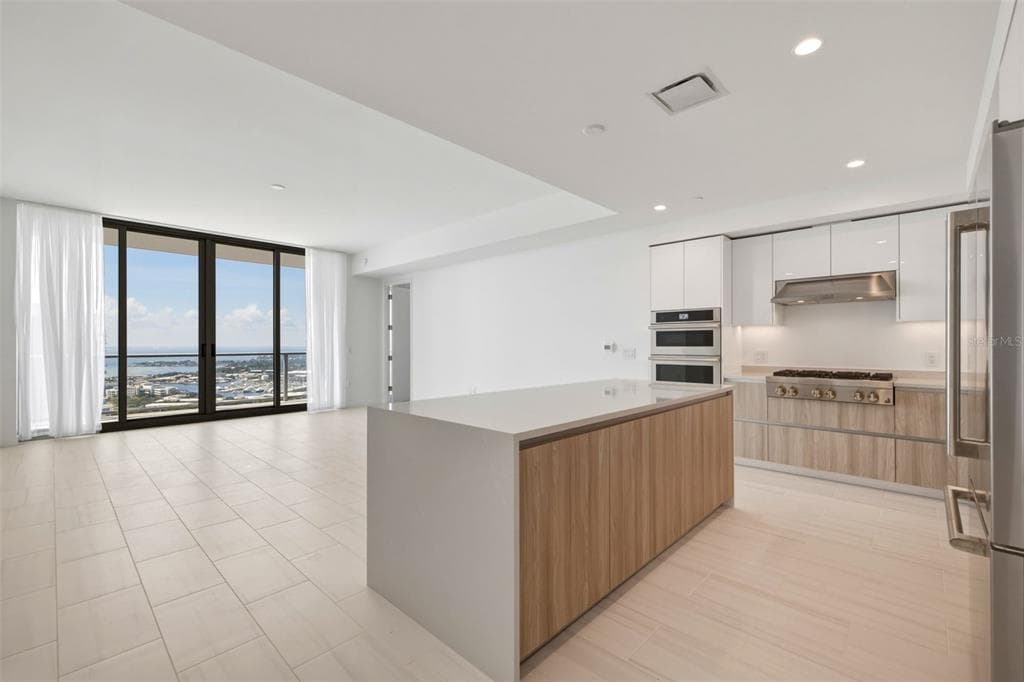 400 CENTRAL AVENUE # 3103, ST PETERSBURG, FL 33701 — zdjęcie 4