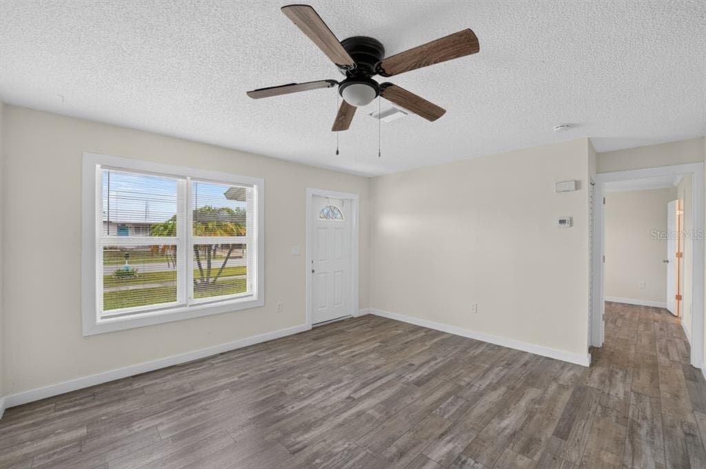 5037 BULLARD STREET, NORTH PORT, FL 34287 — zdjęcie 4