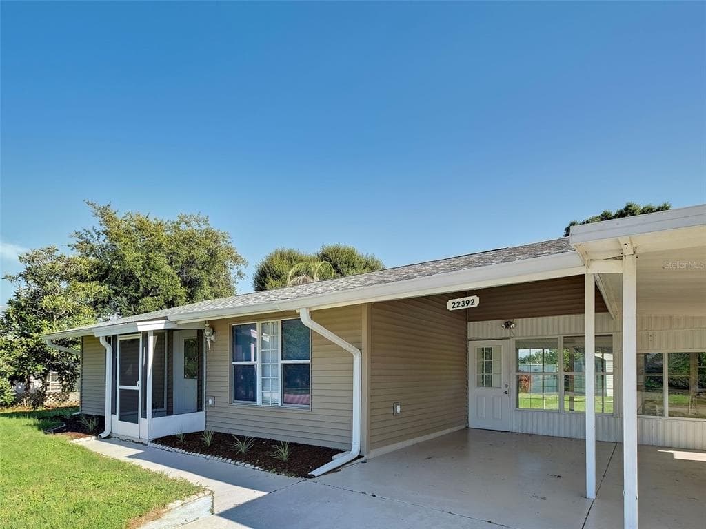 22392 BUFFALO AVENUE, PORT CHARLOTTE, FL 33952 — zdjęcie 4