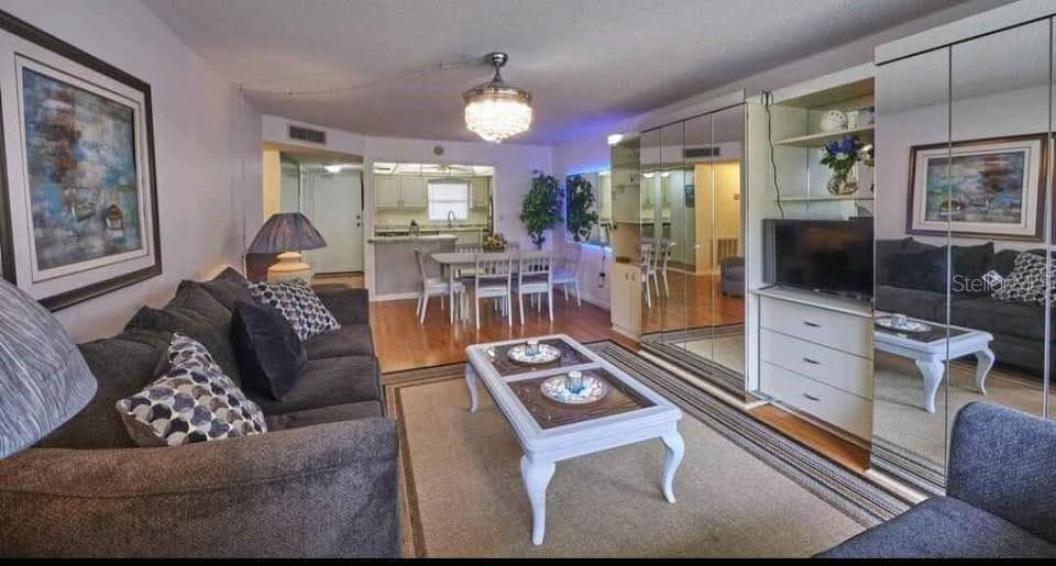 4550 COVE CIRCLE # 808, ST PETERSBURG, FL 33708 — zdjęcie 5