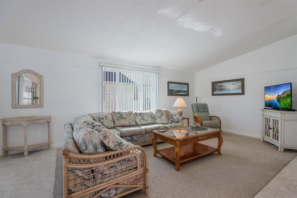 2804 AVENUE C, HOLMES BEACH, FL 34217 — zdjęcie 4
