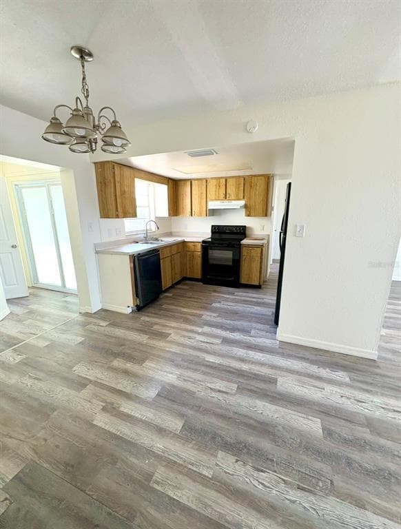 8151 HIXTON DRIVE, PORT RICHEY, FL 34668 — zdjęcie 4