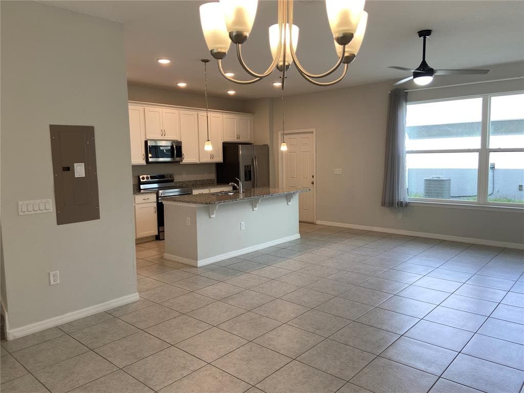 5029 AVALON PARK BOULEVARD, WESLEY CHAPEL, FL 33545 — zdjęcie 2