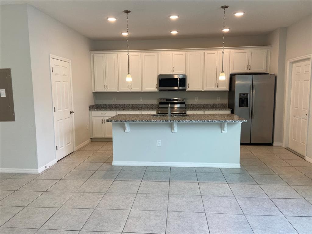 5029 AVALON PARK BOULEVARD, WESLEY CHAPEL, FL 33545 — zdjęcie 5