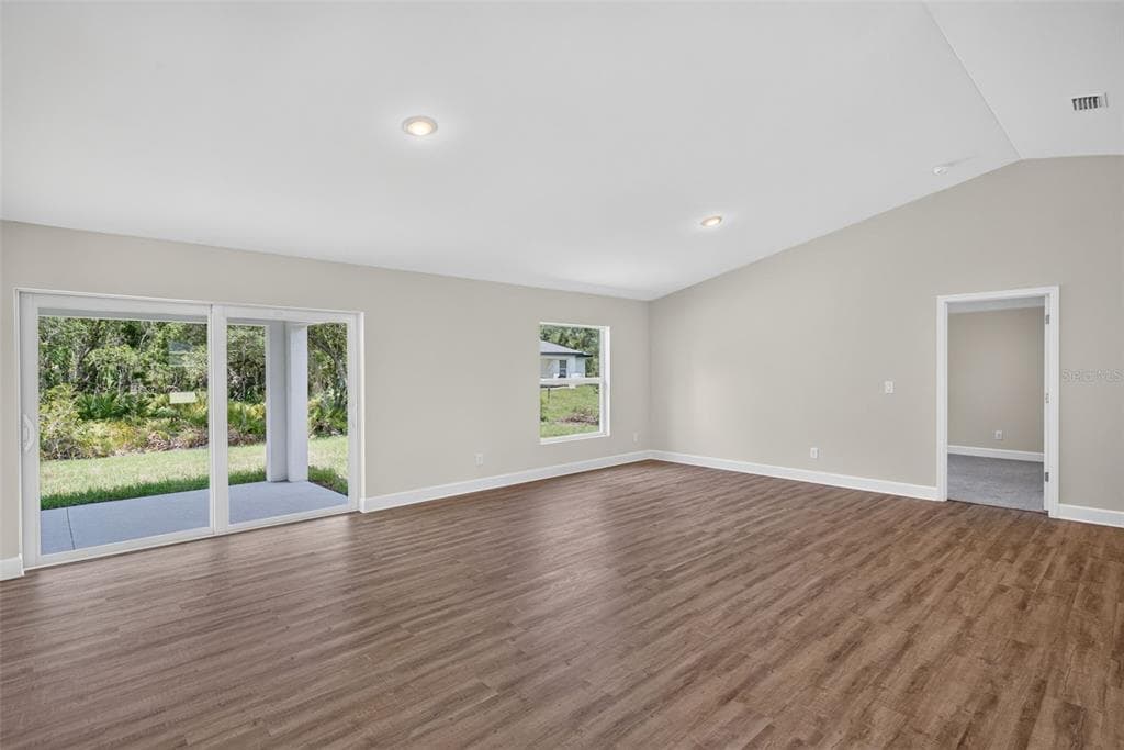 151 KIRBY STREET, PORT CHARLOTTE, FL 33954 — zdjęcie 4