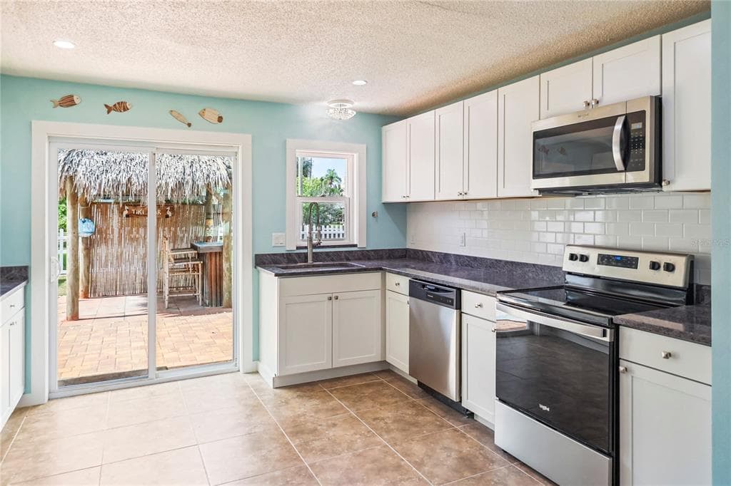 6814 DRIFTWOOD DRIVE, HUDSON, FL 34667 — zdjęcie 4