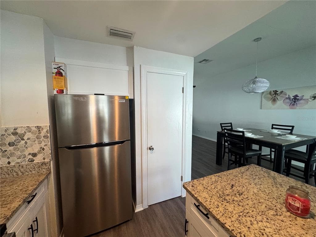 12609 130TH STREET, LARGO, FL 33774 — zdjęcie 5