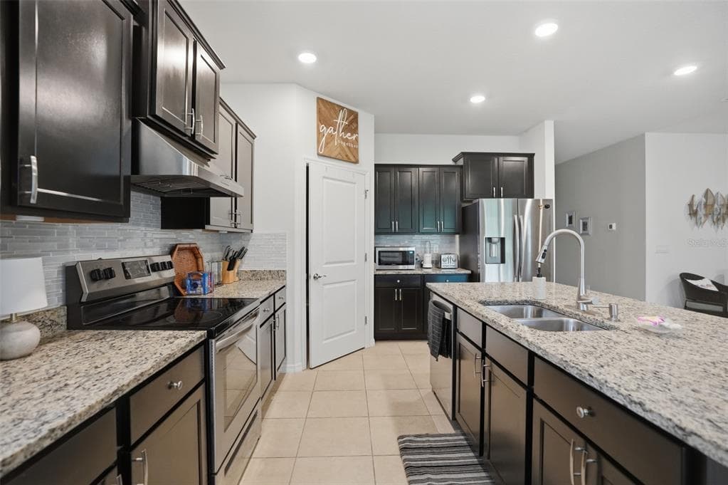 17757 GARSALASO CIRCLE, BROOKSVILLE, FL 34604 — zdjęcie 5