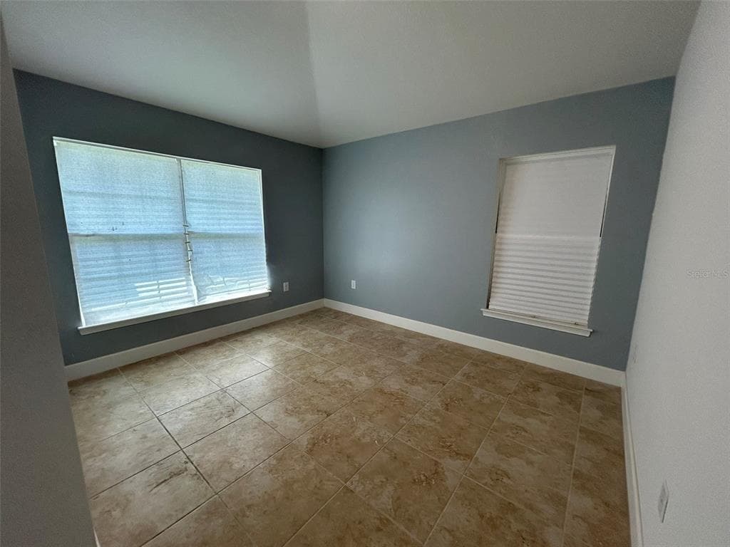 1923 VILLIA STREET, LEHIGH ACRES, FL 33972 — zdjęcie 2