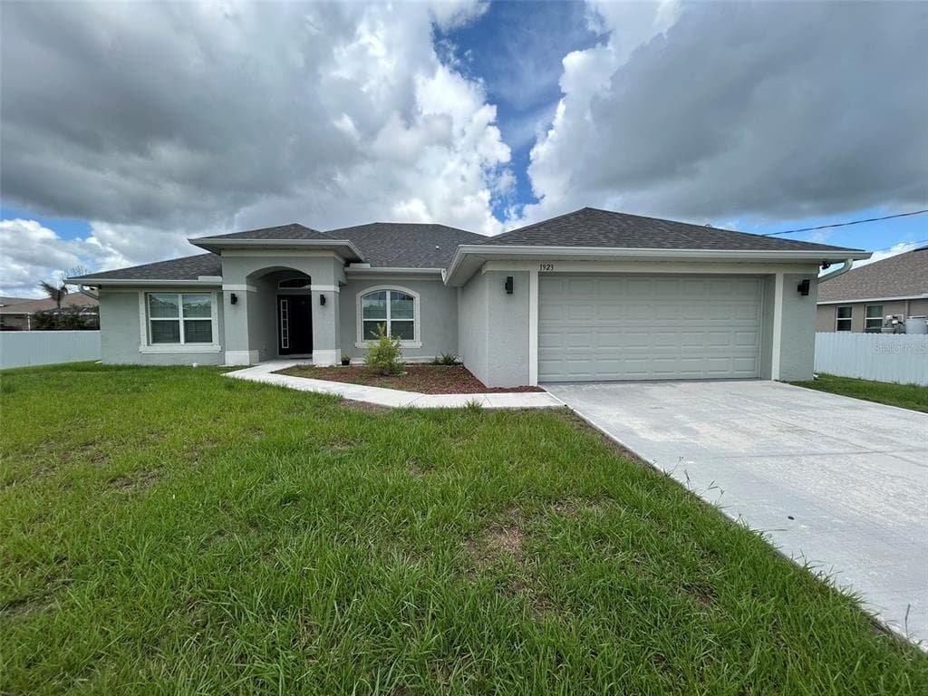 1923 VILLIA STREET, LEHIGH ACRES, FL 33972