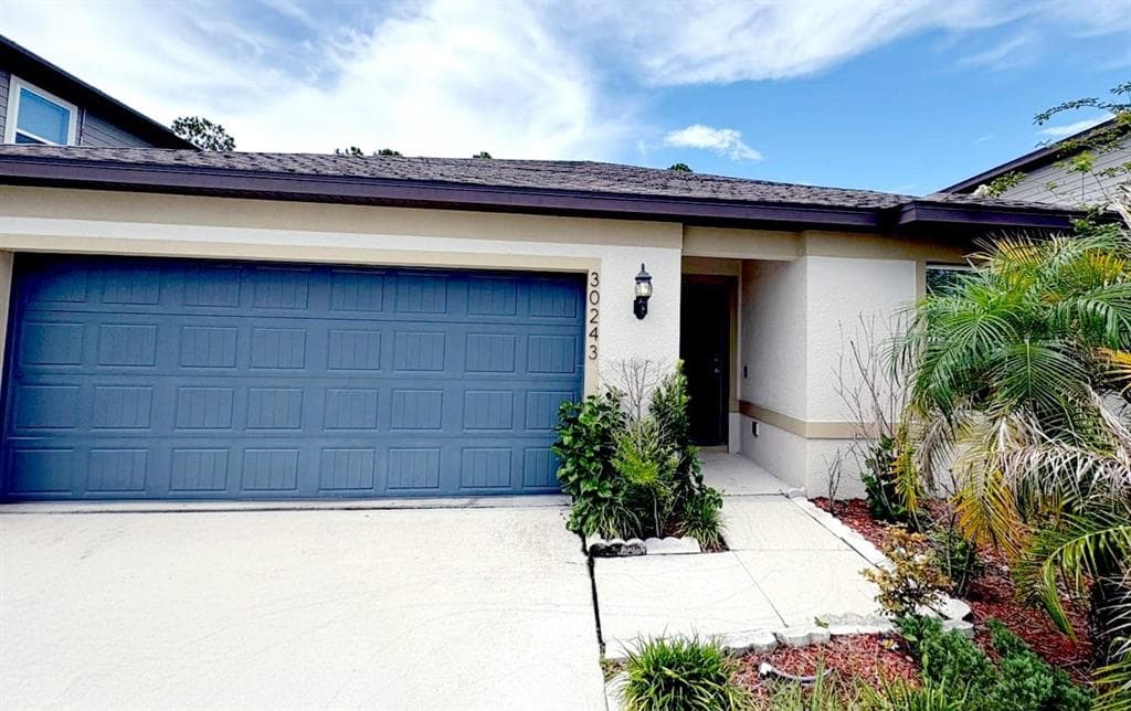 30243 MARQUETTE AVENUE, WESLEY CHAPEL, FL 33545