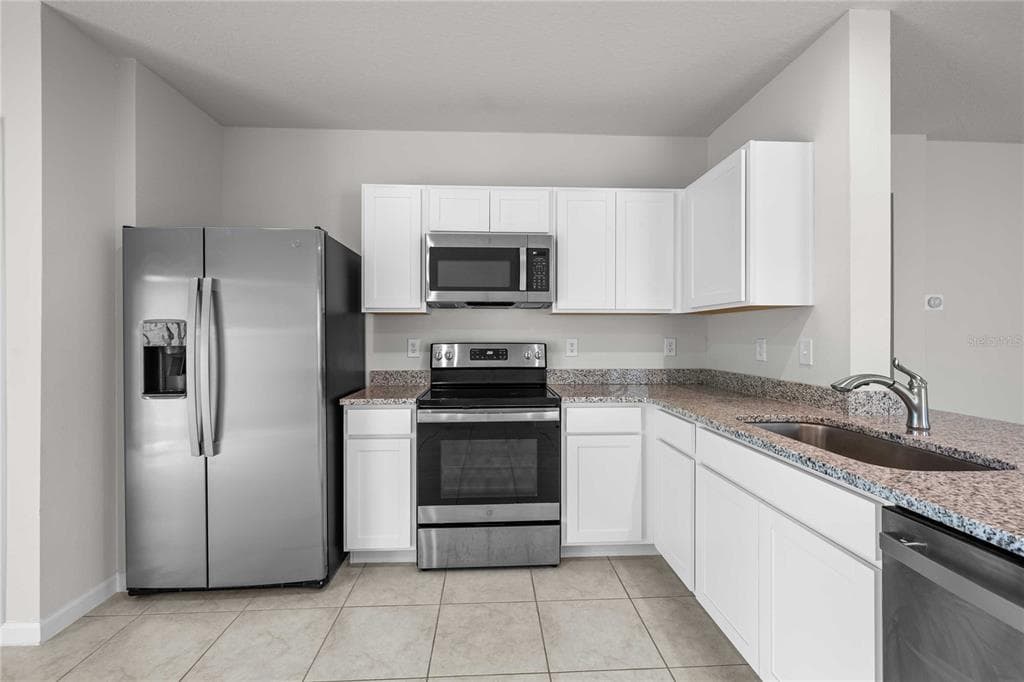 35155 JOMAR AVENUE, ZEPHYRHILLS, FL 33541 — zdjęcie 3