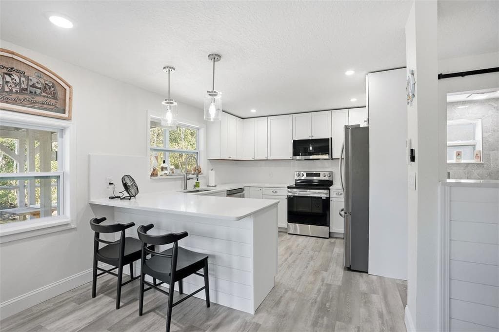 7266 TROPICAL DRIVE, WEEKI WACHEE, FL 34607 — zdjęcie 5