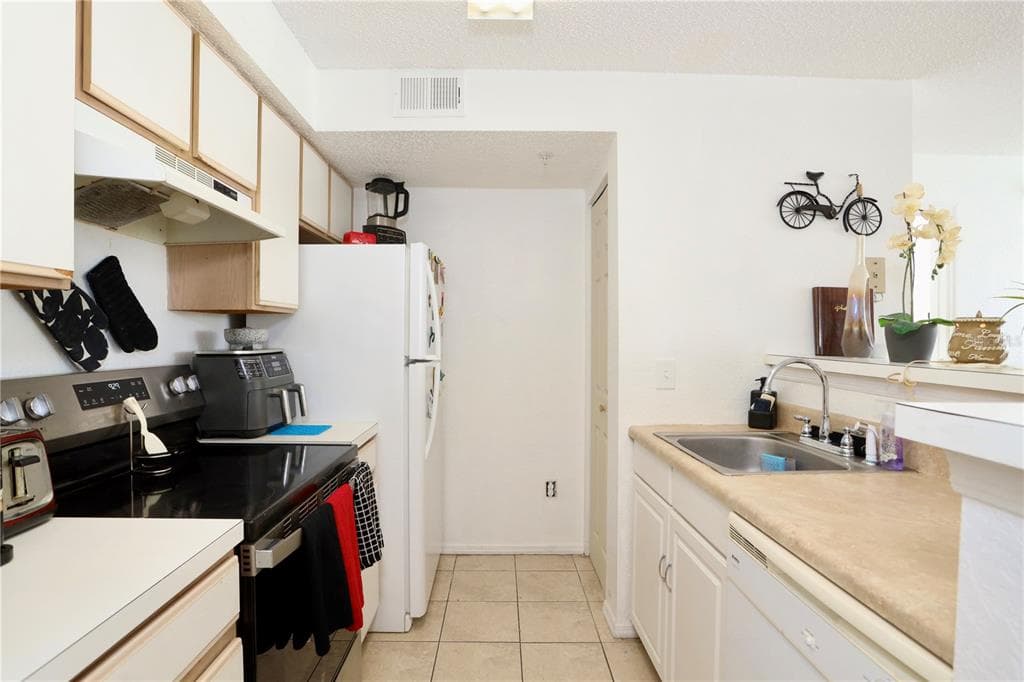 2209 ANTIGUA PLACE # 828, KISSIMMEE, FL 34741 — zdjęcie 5